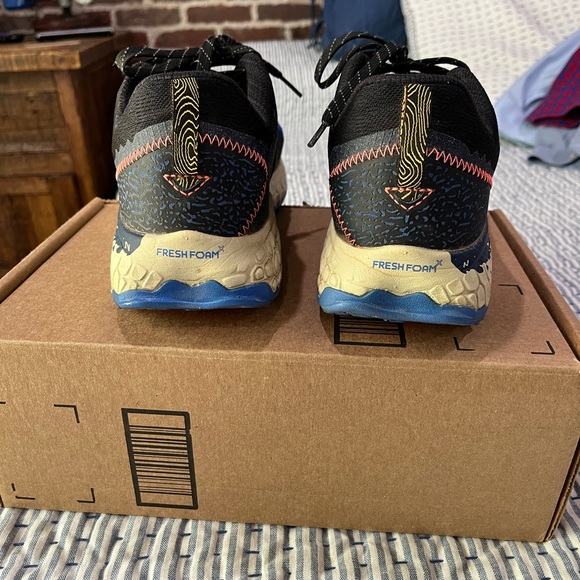 New Balance Blue and Black Athletic Shoes - Picture 11 of 12